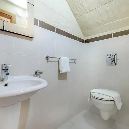 Peaceful Retreat With Pool & Sun Lounger * Xagħra