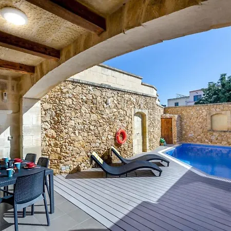 Villa Peaceful Retreat With Pool & Sun Lounger Xagħra