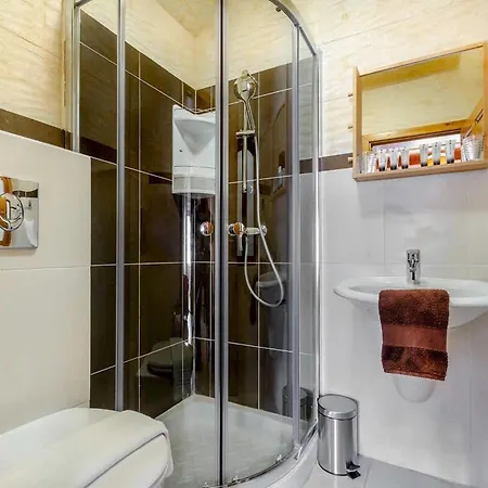 Peaceful Retreat With Pool & Sun Lounger Villa Xagħra